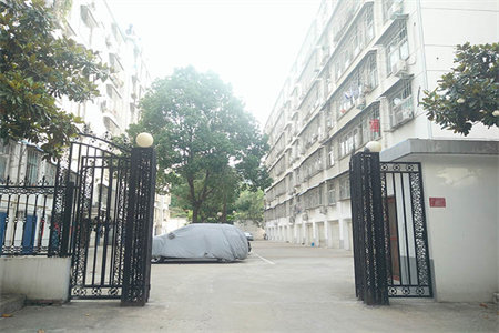 城东香舍水郡小高层顶楼东户158万138m2出售